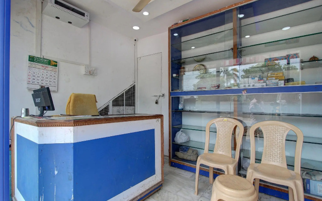 Oyo 38664 Rt Residency