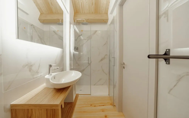 Heart OF Porto Apartment E Duplex by Vacationy