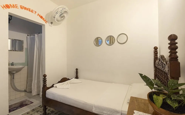 Florentina Hostal