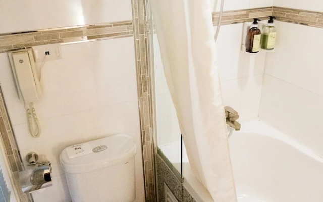 Tainan Quiet Hostel(台南清凈背包客棧)