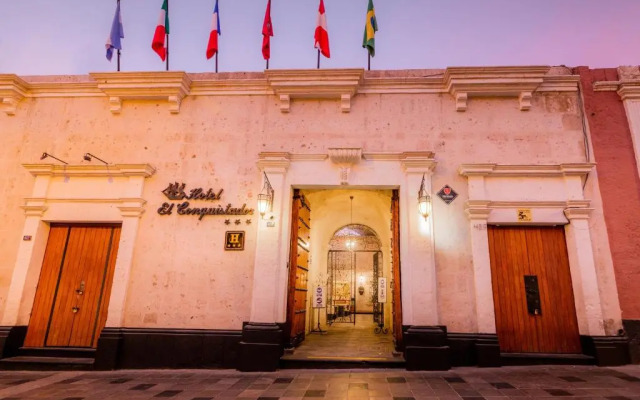 Los Tambos - Colonial