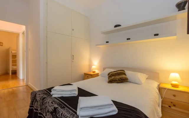 Summit Apartment