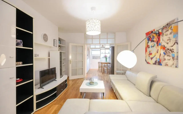 Modern City Apartment