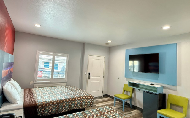 La Casa Motel Burbank Airport - LA