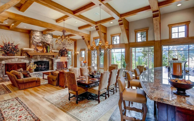 Grace Manor