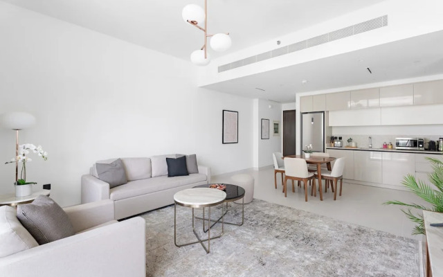 Silkhaus 1 BDR Sea View Retreat Private Beach