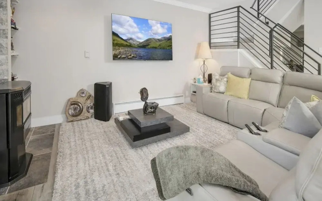 Capstone 5 4 Bedroom Townhouse