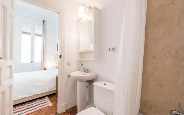Apartamentos Independientes Mad Alcalá 55