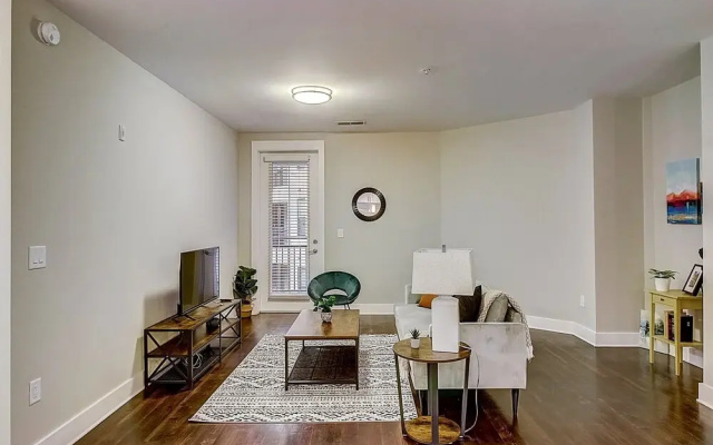 Luxurious 1BR Dilworth Apt on Greenway