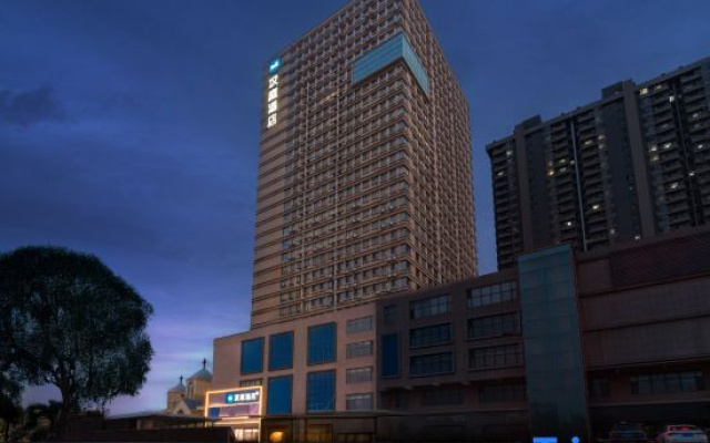 HanTing Hotel (Jinan Luokou Fuzhuangcheng Zoo)