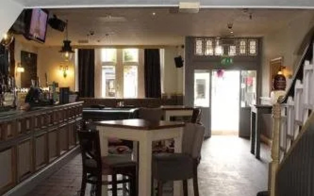 The George Hotel