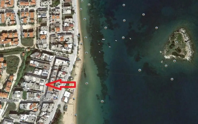 Nea Peramos Apartment 80m from the beach