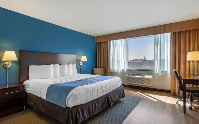 The Capitol Hotel