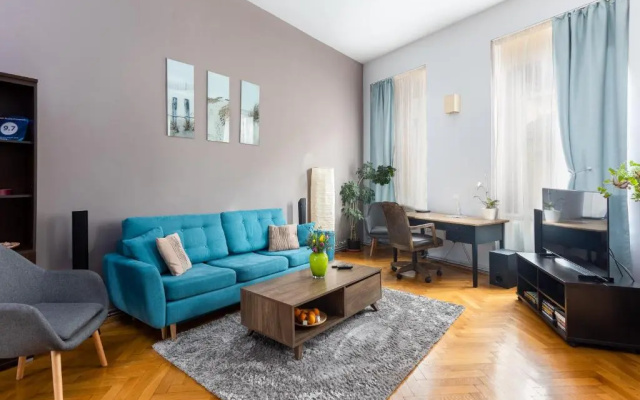 Stylish Studio Kronstadt