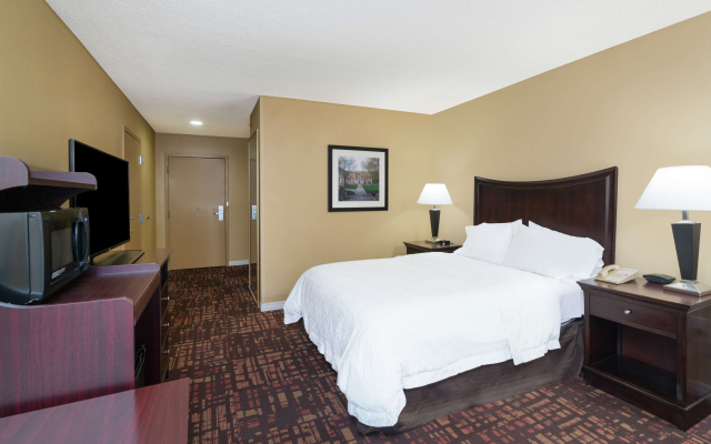 Hampton Inn Corydon