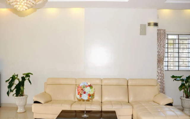 Huynh Duc Hotel