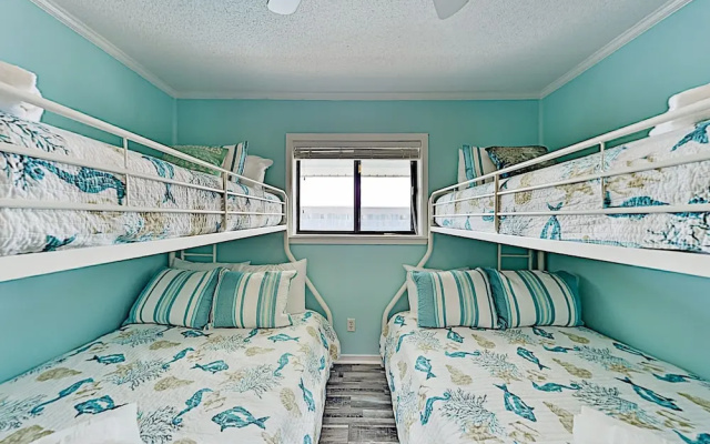 1403hhre 2 Bedroom Condo