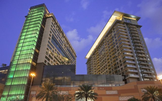 Отель Swissotel Al Ghurair Dubai ОАЭ, Дубай - 2 отзыва об отеле, цены и фото номеров - забронировать отель Swissotel Al Ghurair Dubai онлайн вид на фасад