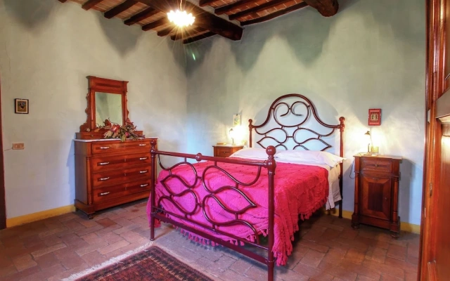 Holiday Home in Anghiari With Garden, Parking, Barbecue