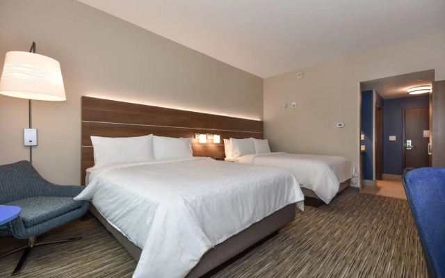 Holiday Inn Express & Suites Charlotte - Ballantyne by IHG