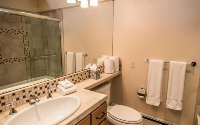 Fifth Avenue Unit 202
