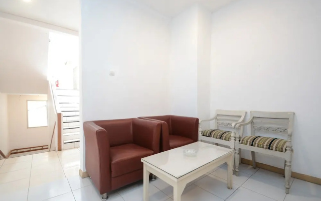 Airy Regol Dewi Sartika 108 A Bandung