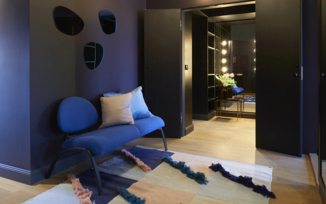 Cora Apartments