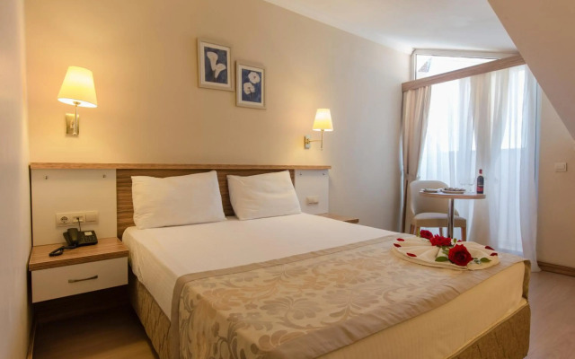 Aes Club Hotel
