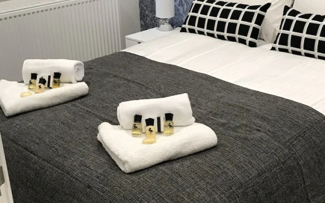 Shepherd Apartment