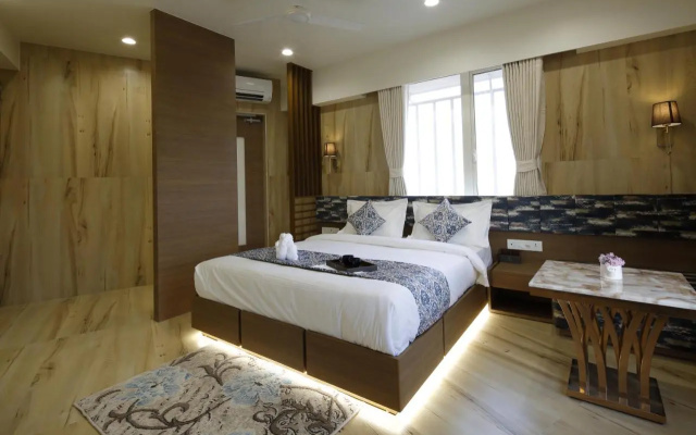 Hotel Elysian Residency