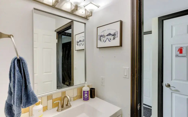 Darling Dwelling: 2 Mi to Dtwn Durango!