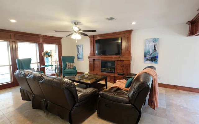 6Bdrm 4Bath 12Beds - Vacation Pool House
