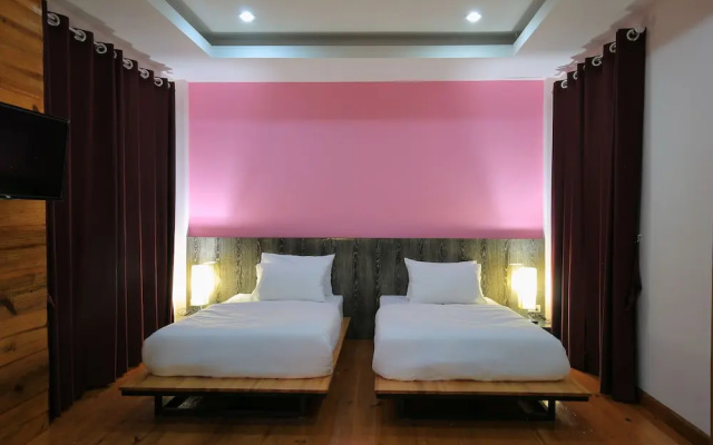 Baan Oshi Beach