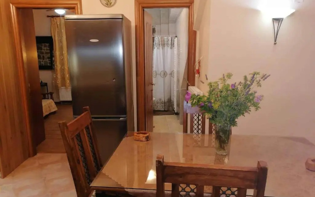 traditional house in Androni