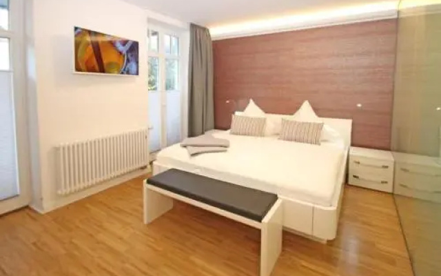 Deluxe Suites Villa Lowenstein