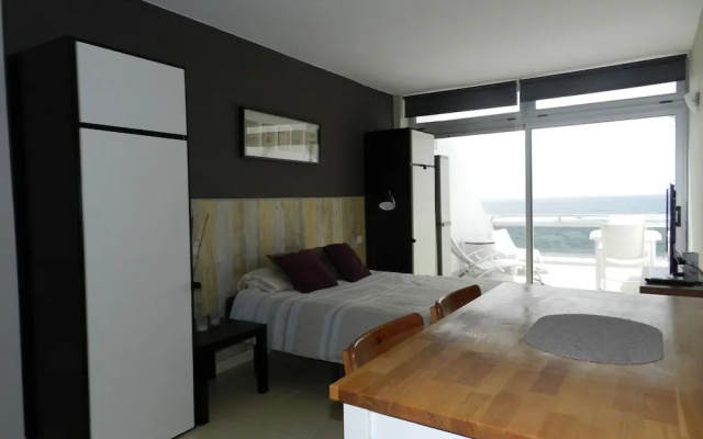 Estudio Frente al Mar