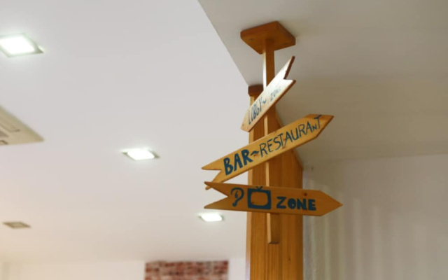 Hospedium DLJ Hostal Ben Nassar
