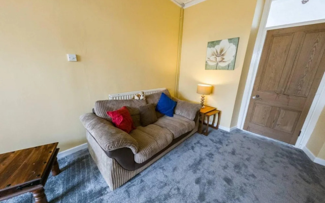 6 Guests-free Public Parking-5 Min to Beach