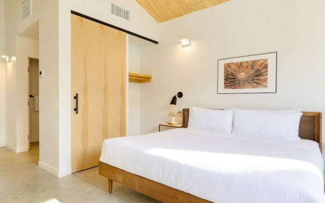 Blackhaus Suites by AvantStay