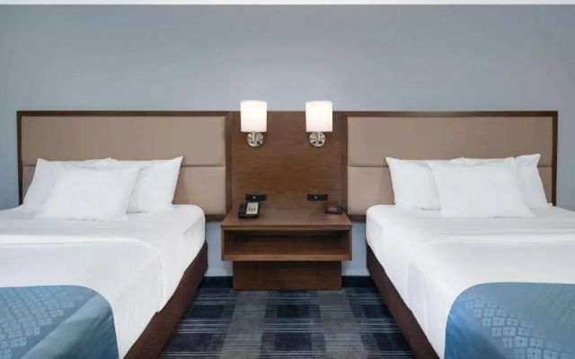 Wingate by Wyndham Mobile