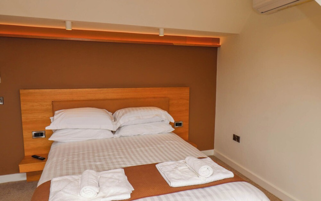 Apartment 3