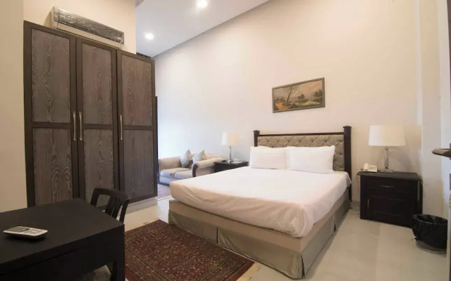 Room-cozy Guest Room F-7 Markaz Islamaba