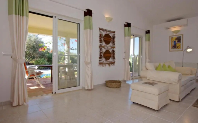Casa Canela by Portucasa