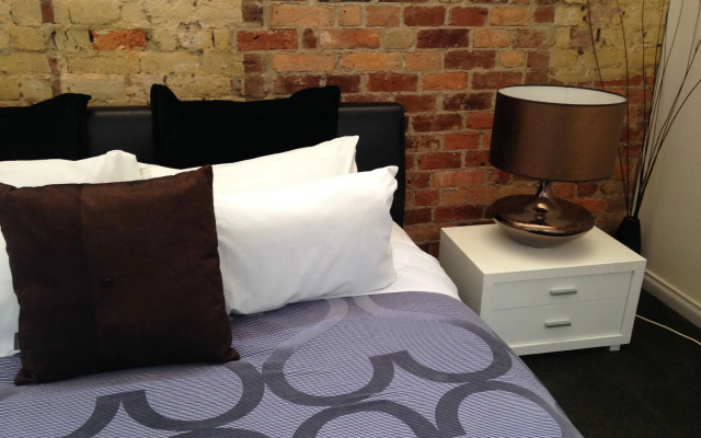 The Albert Guest House and Mills Spa Suites
