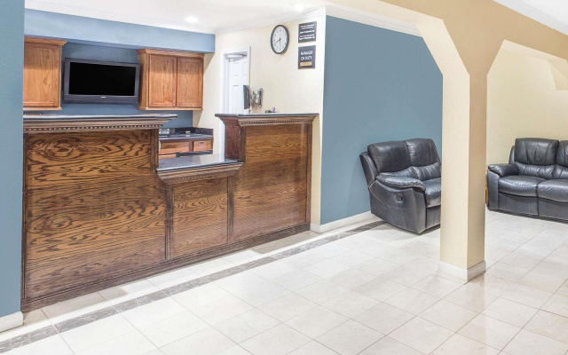 Super 8 by Wyndham San Angelo