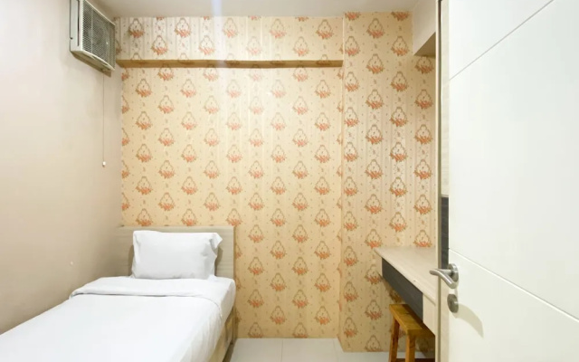 Modern Look And Restful 2Br Bassura City Apartment Near Mall
