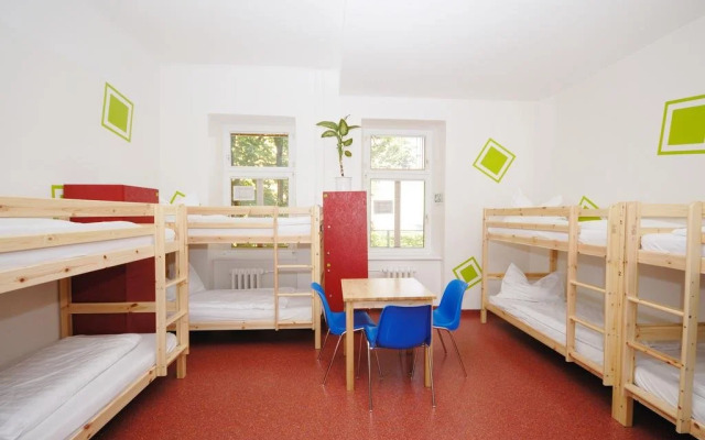 Westend City Hostel GmbH