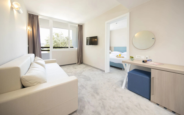 Aminess Vival Port9 Resort