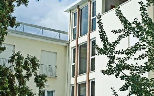 Hotel 4 Strade Ортона вид на фасад
