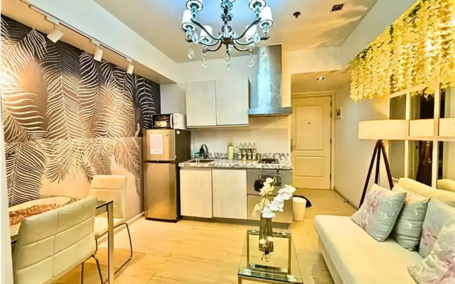Value Yourself Luxury Beach Near Airport
